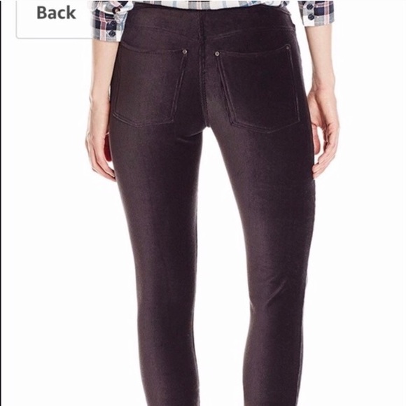 HUE Corduroy Jeans Leggings | Size Medium - Picture 3 of 9